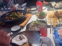 -蚝堡海鲜·威海菜·海肠捞饭·烧烤·亚洲吃蚝公司(幸福门店)