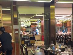 -大中华希尔顿酒店-念自助餐·嗨啤·小龙虾
