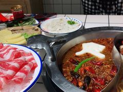 -喜悦小串丹东小黄牛海鲜烧烤大排档(民主广场店)