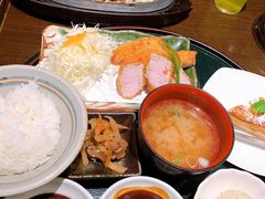 -矢场猪(名古屋站名铁店)