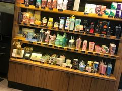 零售区-星巴克(杭州嘉里中心4F店)