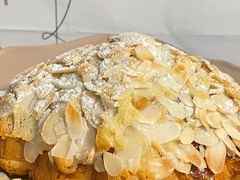 -VERIE BAKEHOUSE