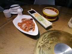 北京烤鸭-遇见小厨北京烤鸭，盐帮菜，湘菜结合(广福桥店)