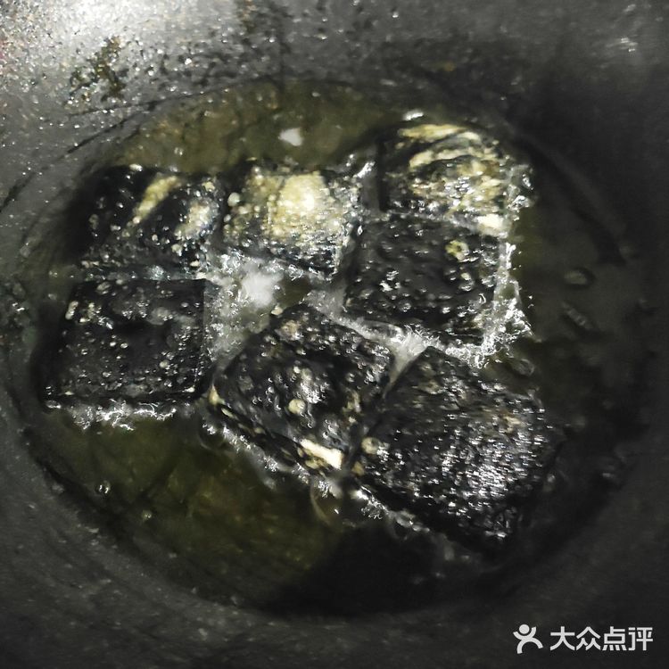 炸完一吃跟当年上大学时在长沙路边吃的一模一样！