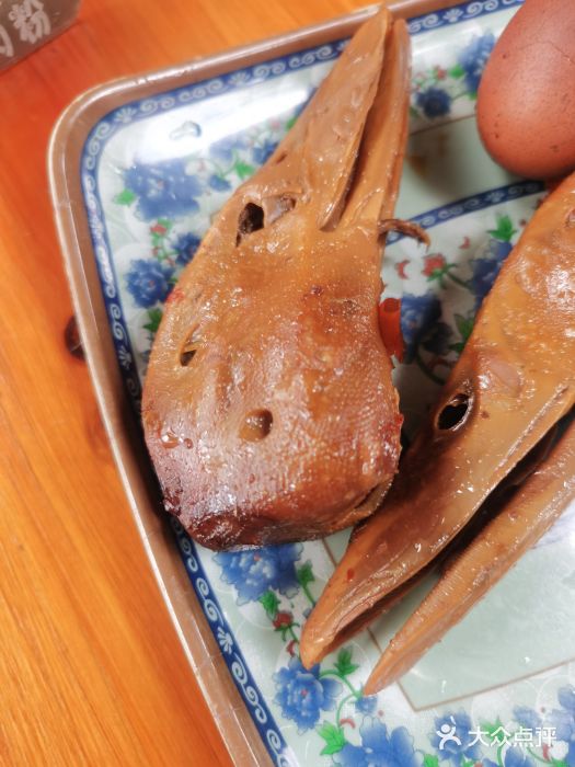 老火车站牛肉粉鸭头图片