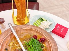 -饭怕鱼·黄焖鲟龙鱼(湖大店)