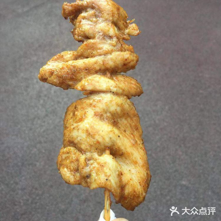 没吃过这家网红里脊肉，都不好意思说到过三峡广场