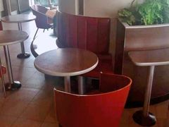 -麦当劳(展览路店)