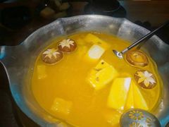 -湊湊火锅·茶憩(南京东路悦荟店)