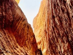 -天山神秘大峡谷