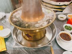 -鑫龙火锅城(青岛分店)