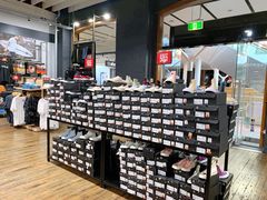 -伯肯黑德角名品折扣购物中心