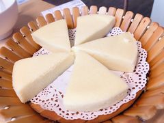 黄金小米糕-关东小磨东北菜(上海长风大悦城店)