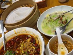 -乐忻皇朝(上海中心大厦店)