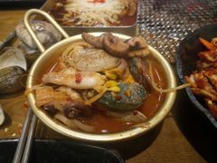 -鑫釜山海鲜烧烤(鑫丰国际店)