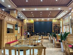 -三锅莊·牦牛肉火锅·香格里拉特色藏餐宴请餐厅(菱角塘路店)