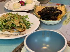 -忘忧草融合私房菜(红鼎国际店)