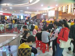 等位区-千滋百味自助海鲜烤肉(布吉景华店)