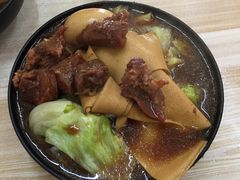 -鹍记特色牛杂面