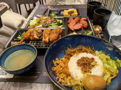 卤炸鸡腿饭-馔豚·台北菜专门店(深圳湾万象城店)
