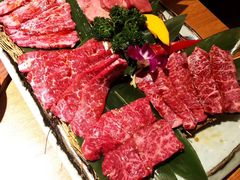 -炼火烤肉店
