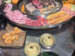 -哈哈碳都·牛肋条无限自助烤肉(台江万达店)