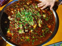 来凤鱼-二钳洞庭虾蟹·江湖菜(成都鹭岛店)