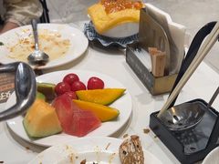 -金马门国际美食百汇(珞喻路店)