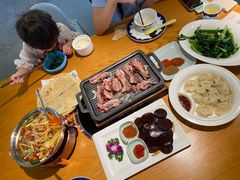 -娜仁图雅蒙古美食村(33小镇店)