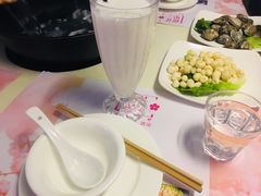 -樱花里音乐餐吧·牛扒椰子鸡(东圃店)