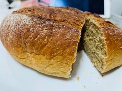 全麦黑面包-多乐之日(田林东路店)