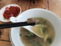 -周记翘脚牛肉