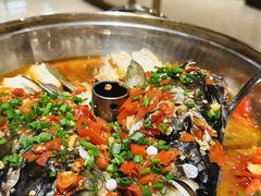 -鱼鲜饭香·招牌汽锅剁椒鱼头王