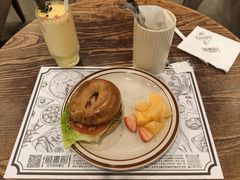 -藏书馆咖啡LibraryCoffee·Bistro(牡丹园店)