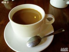 with&nbsp;milk&nbsp;in-雕刻时光咖啡馆(北师大店)
