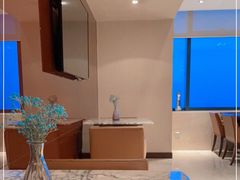 -上海龙之梦万丽酒店