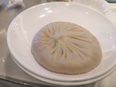 蟹黄汤包-留芳·文旅古月楼(老街店)