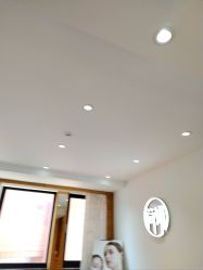 -HEYAN荷妍专业脱毛连锁机构