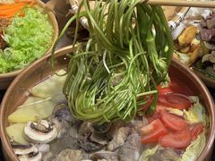 -阿山卓·野生菌火锅·纳西火塘烤肉