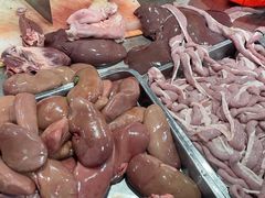 -标记美食新鲜猪杂(兴南大道店)