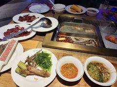 -蒙肥羊·酸汤潮牛·鲜牛肉火锅烤肉自助(岗顶店)