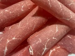 手切牦牛肉-菌之家·专业纯野生菌火锅·特色炒菌
