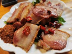 -88号小吃店·经典云南菜·地道纳西美食