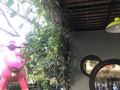 -莓园冰淇淋店