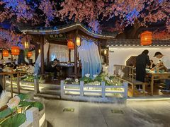 -荷塘秋月·本帮江浙菜(国权路店)