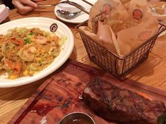 -MR.ROCKY洛奇先生RESTAURANT&BAR(宝安壹方城店)