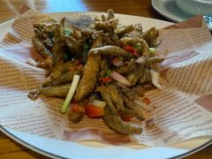 -头上红煨盐鸡·非遗院子餐厅