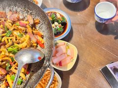 -富正毅三下锅·湘西韵味(天门山索道店)