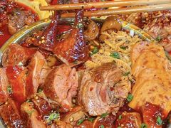 -张翻越·川渝冒菜·武汉黑鸭煲(城北万象城店)