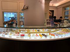面包甜点陈列柜-PAUL LAFAYET 法式甜品(港汇广场店)